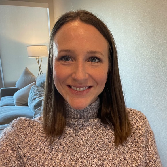 Meet your Posher, Emily - Picture 1 of 1